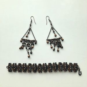 Beaded earring and bracelet set